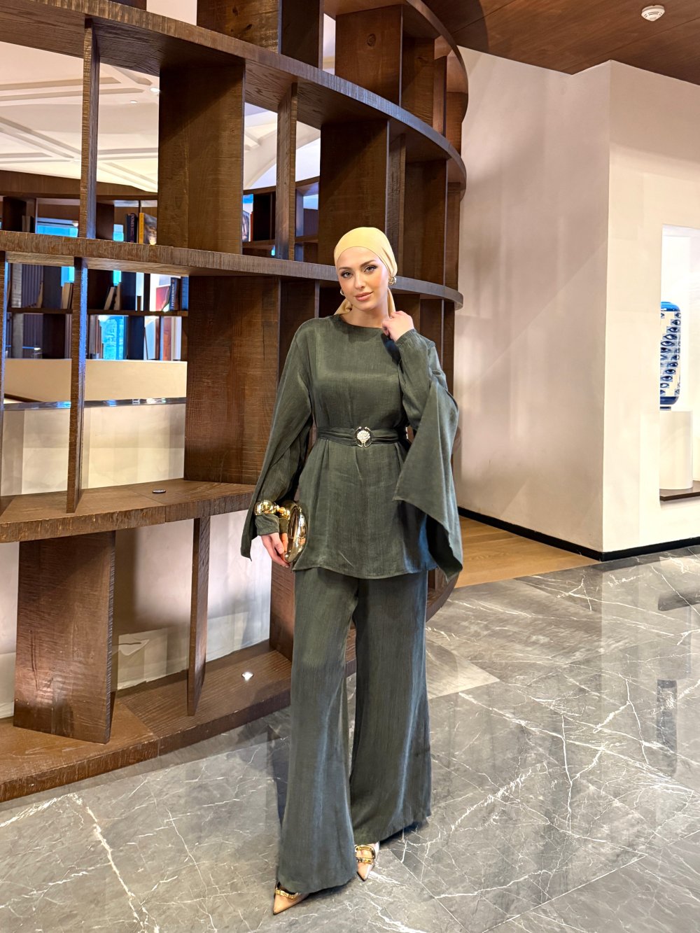 Premium Silk Cupro Piece Set with Pants – Khaki