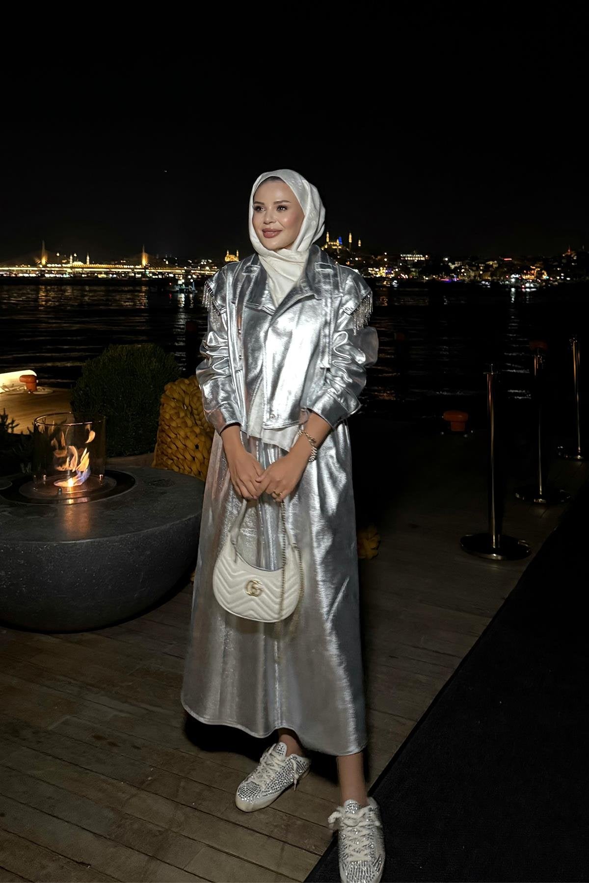 Silver Set with Metallic Skirt and Shoulder Stone Details