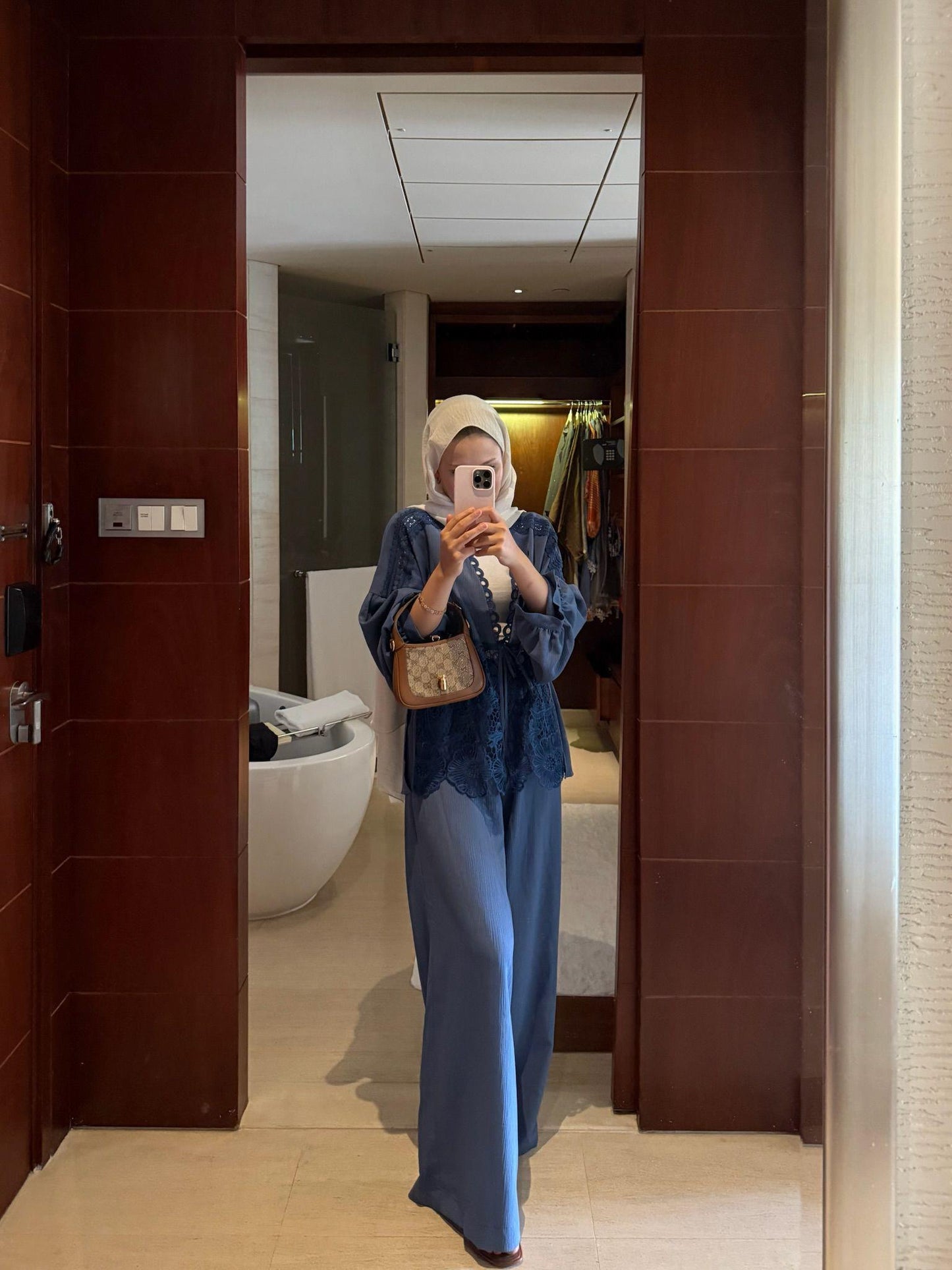 Lace-Trimmed Navy Blue Crinkle Fabric Kimono & Pants Set