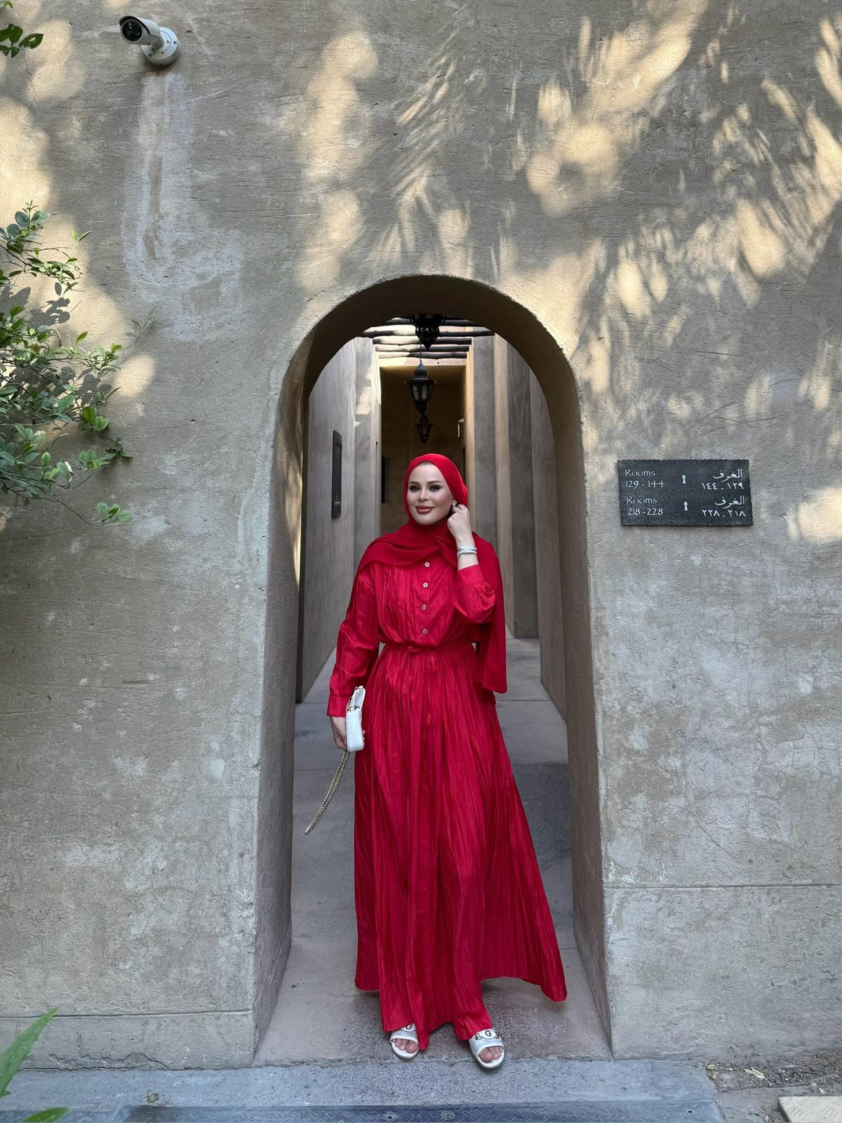 Wrinkle-Effect Cotton Poplin Maxi Dress – Cherry Red