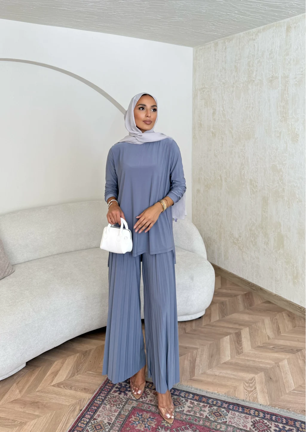 Casual Grey Two-Piece Outfit