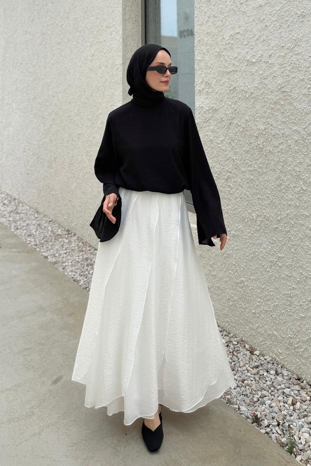 Asymmetric Detail Midi Skirt in Off White