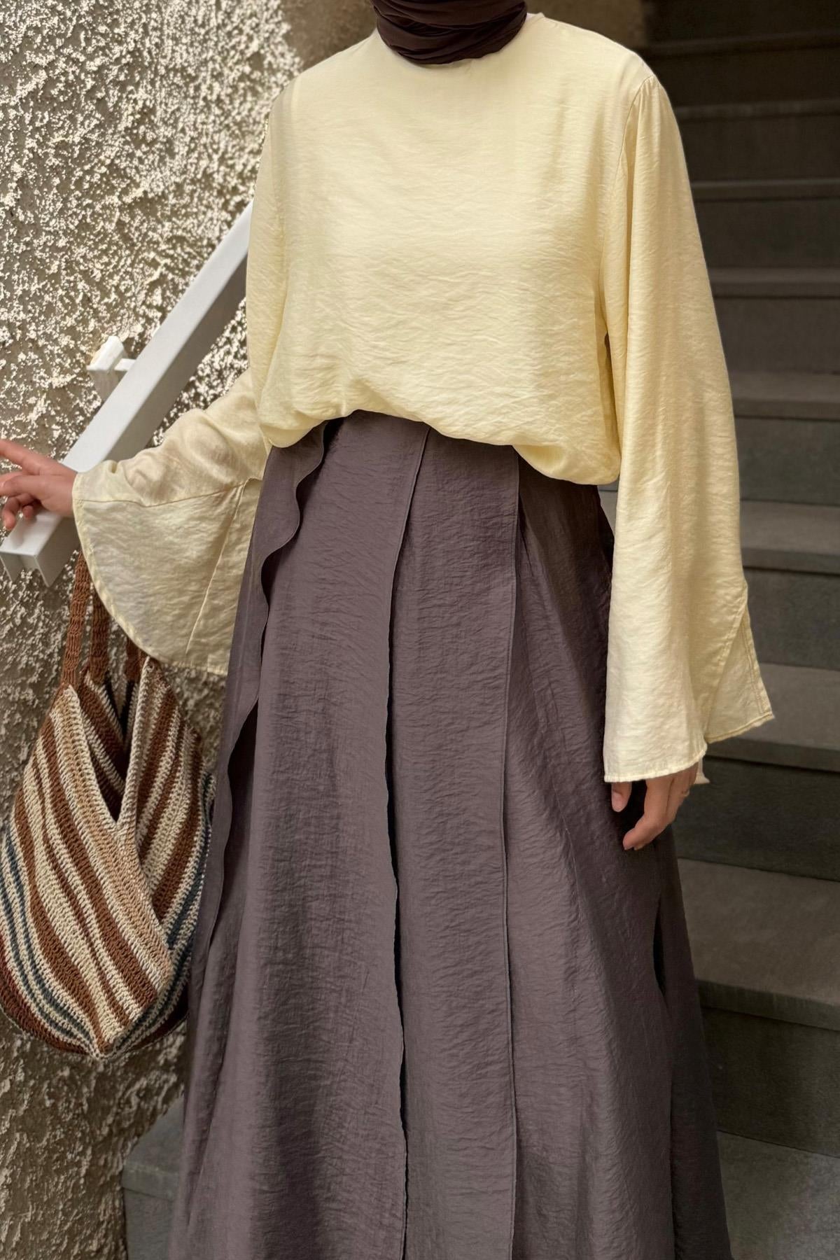 Asymmetric Detail Midi Skirt in Brown