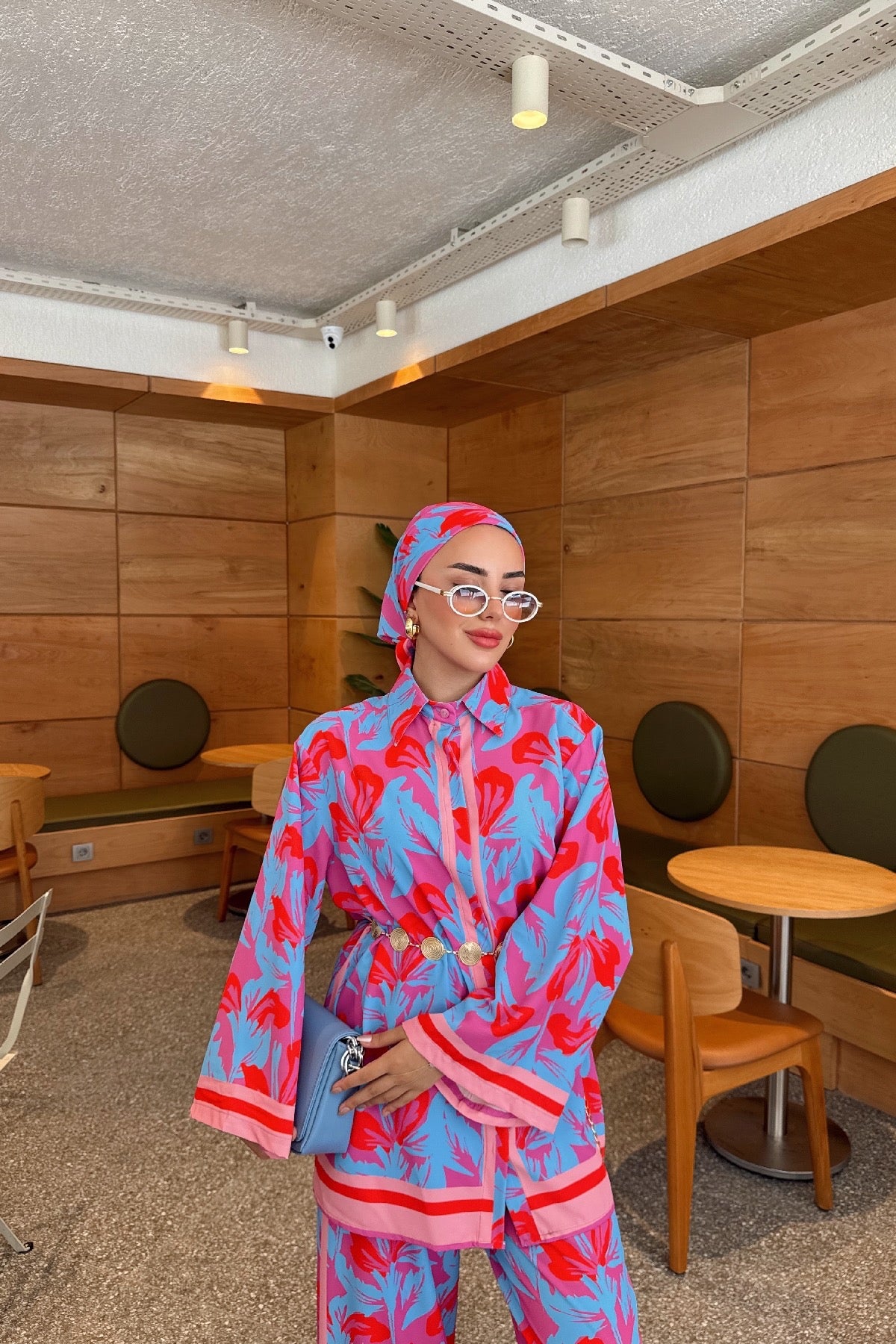 Como Chic Three-Piece Outfit Set