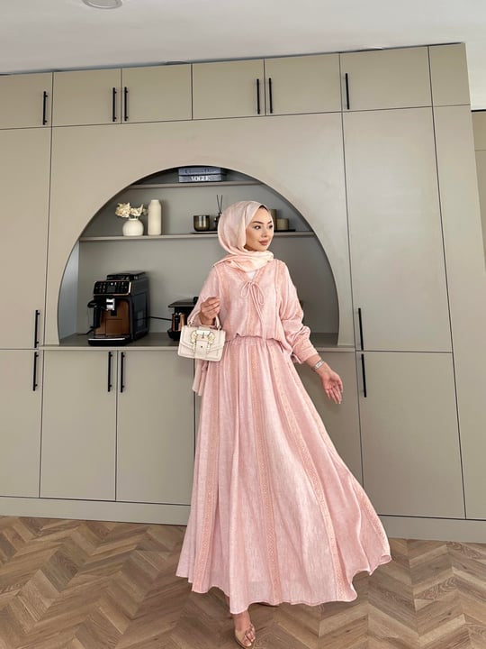Pink Linen Co-Ord Set with Lace Trim