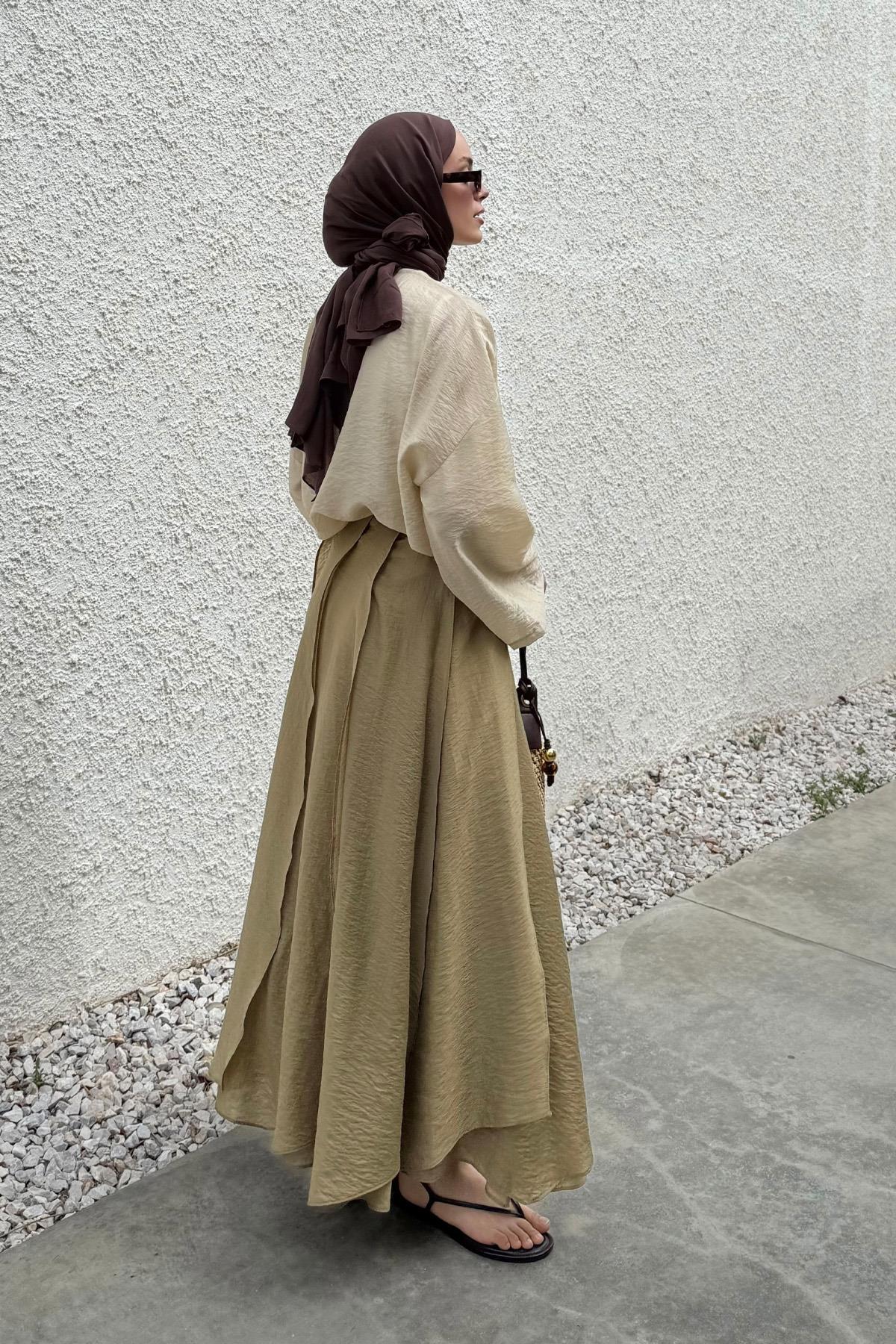 Olive Detail Midi Skirt in Brown