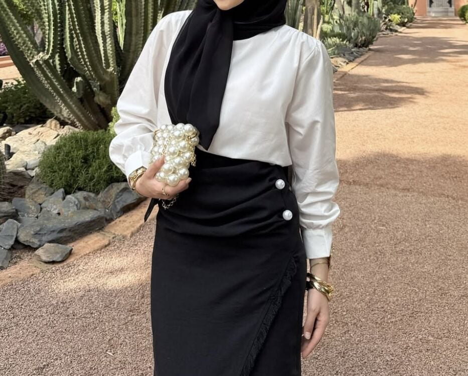 Black Pearl Button Wrap Linen Skirt