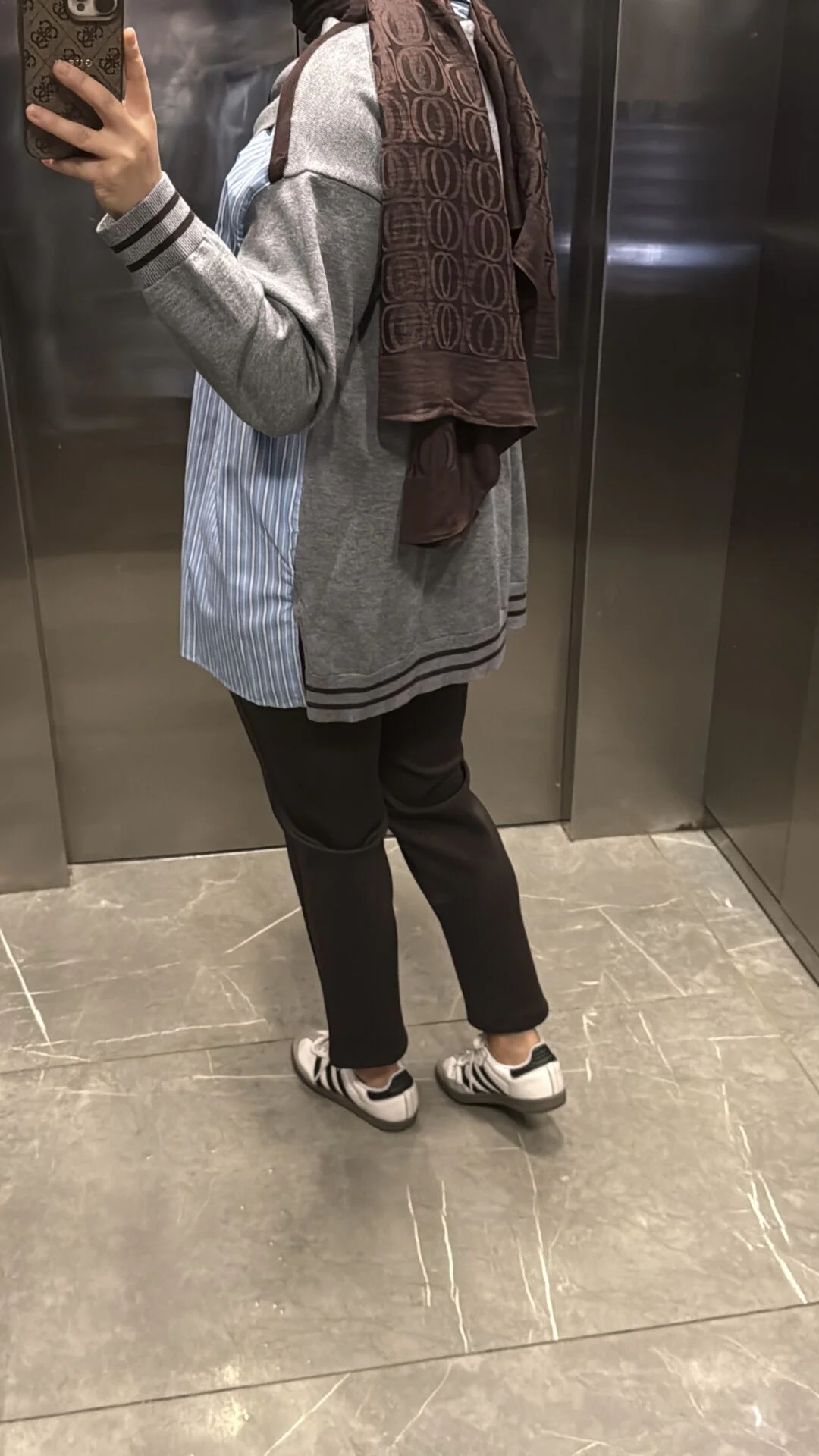 Twist Shirt-Collar Sweater Navy Blue