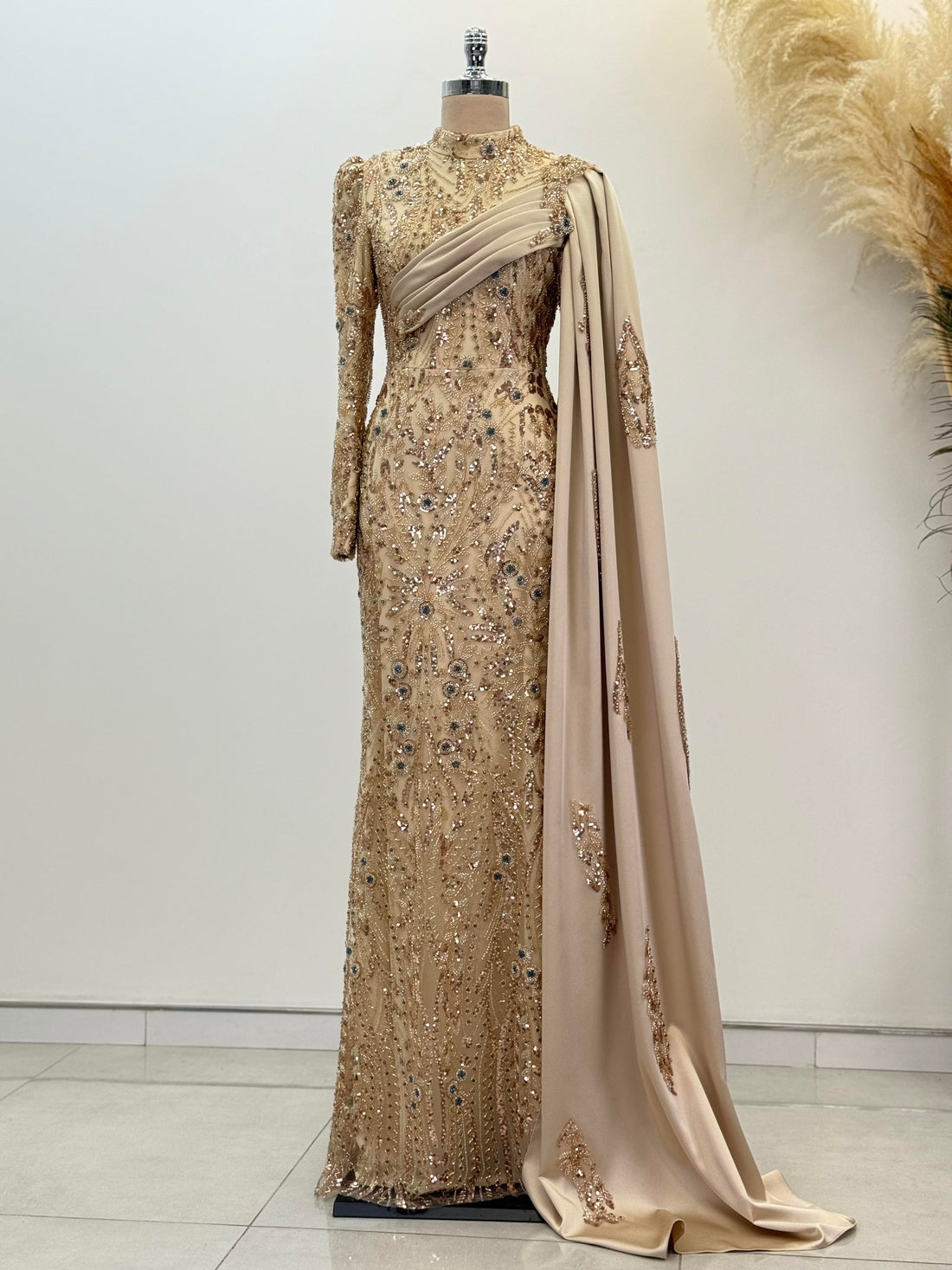 Berry Evening Dress - Gold