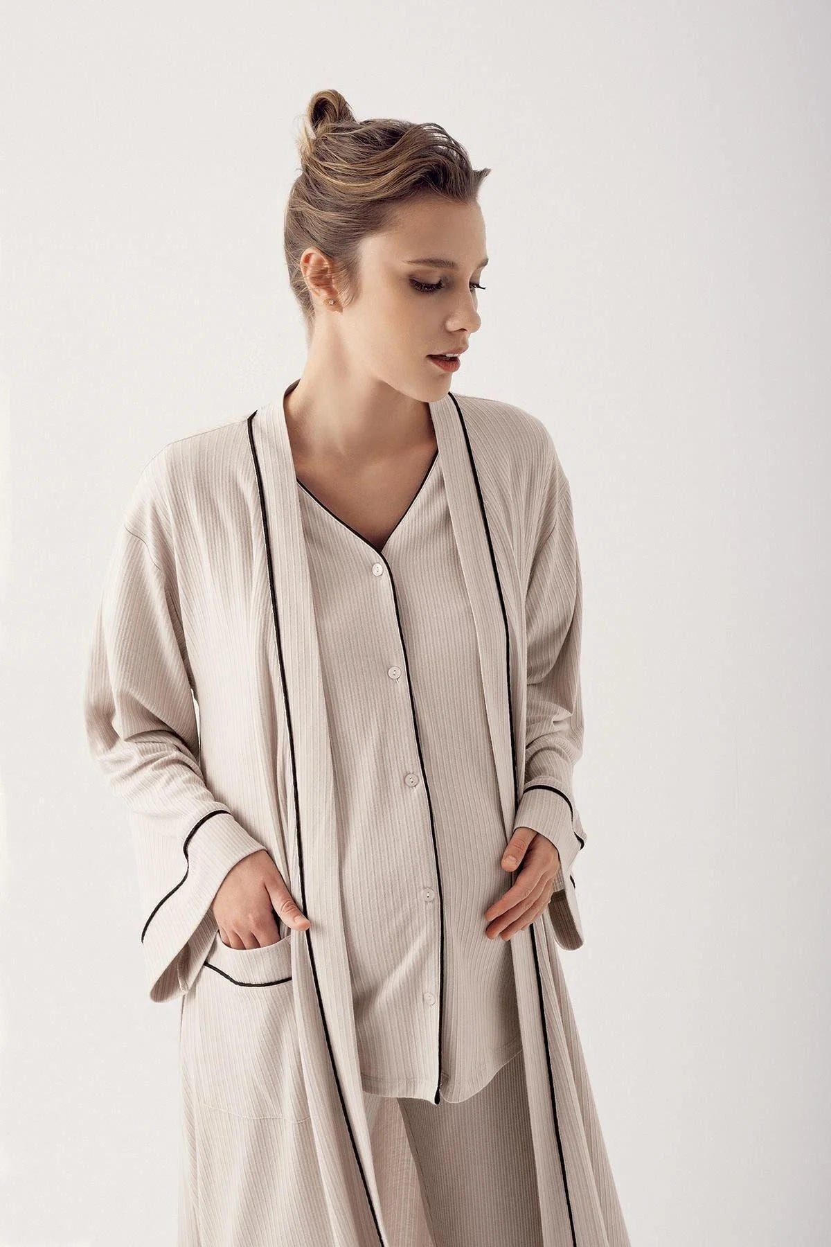 Button-Down Short Sleeve Stretch Viscose Maternity Robe & Pajama Set