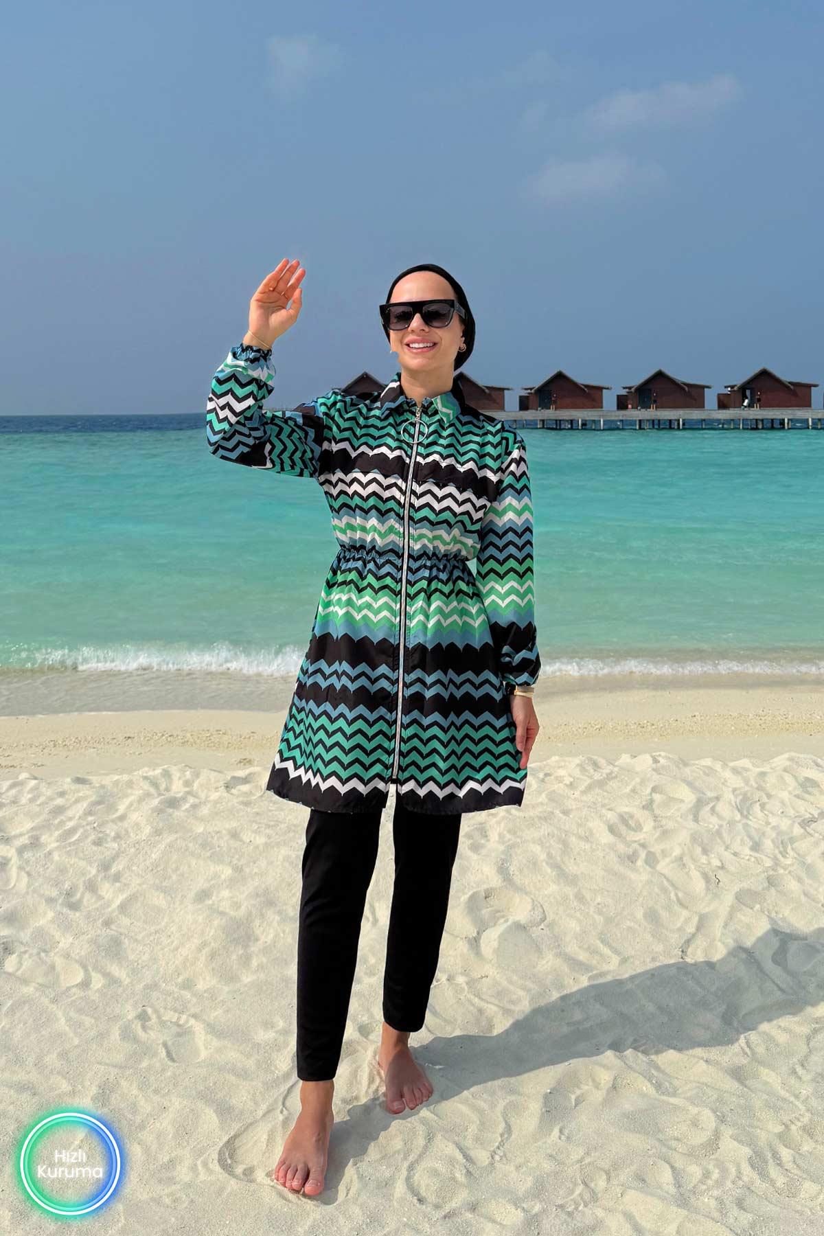 Modest Geometric Print Two-Piece Swimsuit โ Full Coverage Burkini