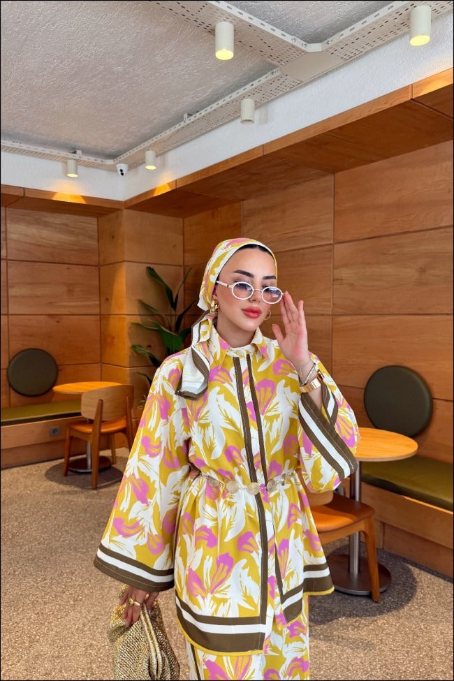Como Chic Three-Piece Outfit Set