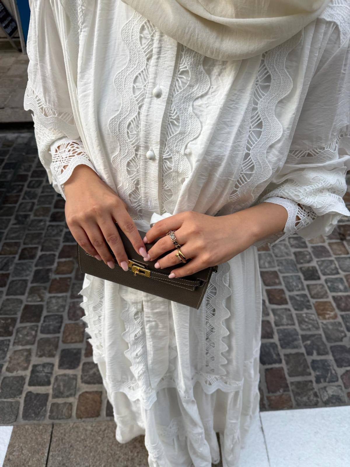 Elegant Ecrou Lace Dress