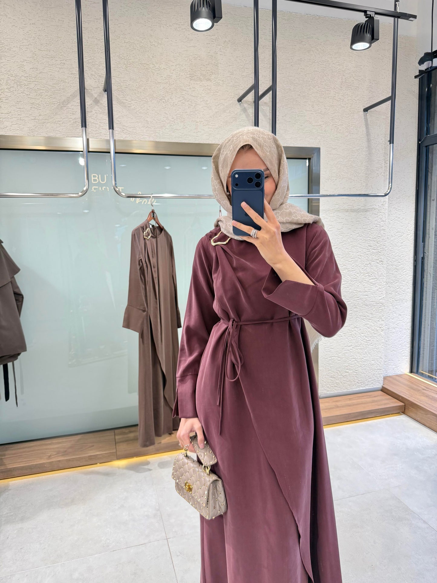 Buckle Detail Dress – Burgundy