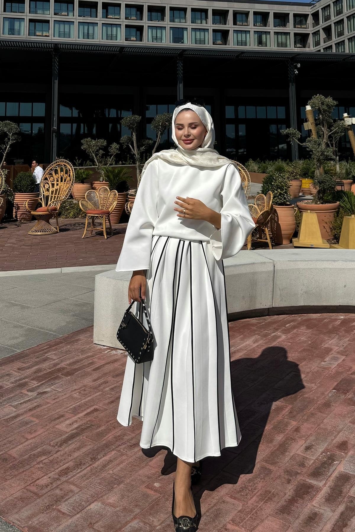 White Scuba Skirt Co-Ord with Contrast Piping