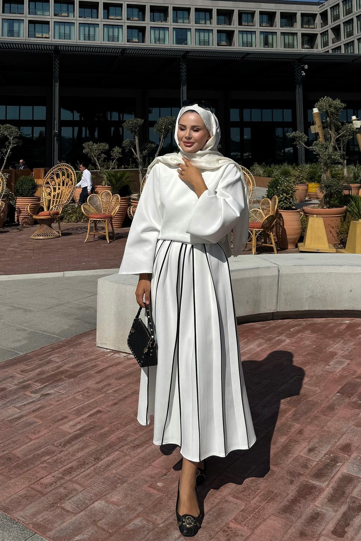 White Scuba Skirt Co-Ord with Contrast Piping
