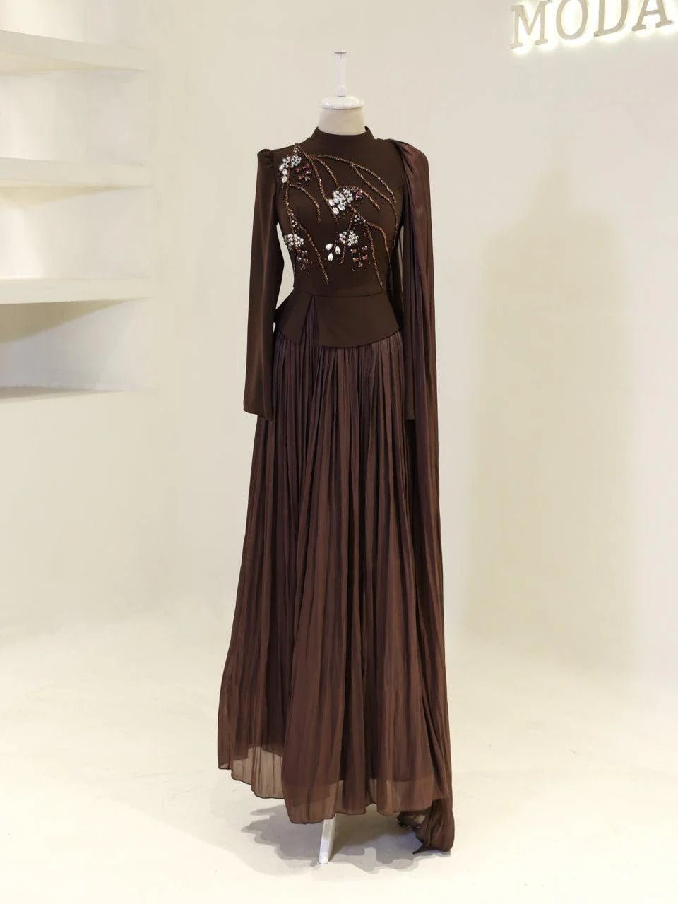 Beaded Embellished Maxi Evening Dress for Formal Events