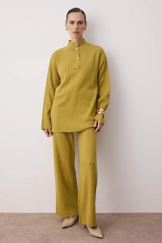 Olive Green Gold-Button Knit Top & Pants Two-Piece Set