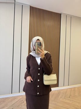 Stone Button Knitwear Blazer & Skirt Co-ord – Brown