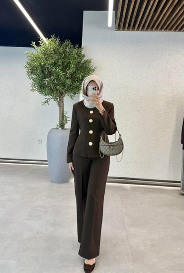 Gold Buttoned Set – Coffee