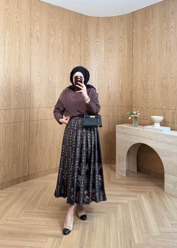 Lily Co-ord Set — Black Textured Blouse & Floral Pleated Midi Skirt