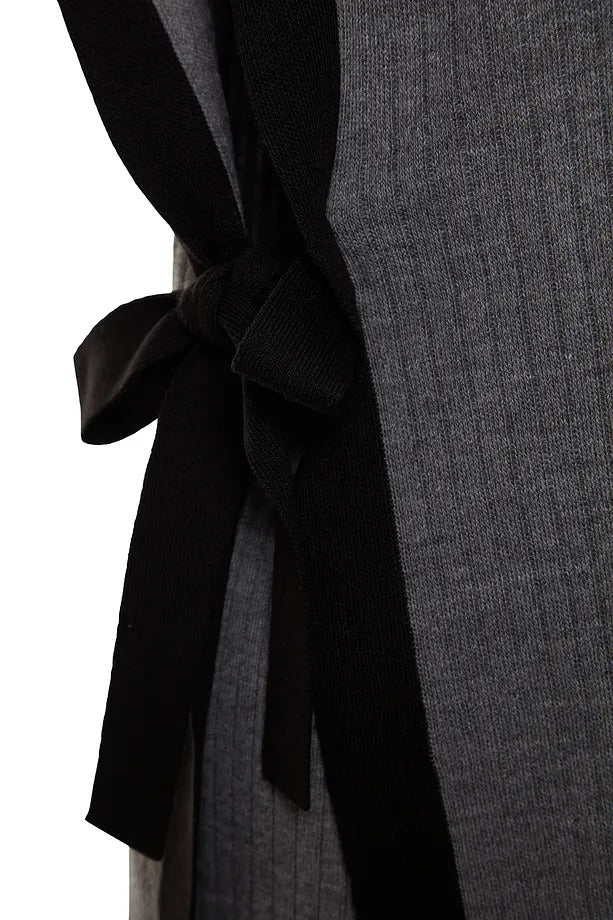 Anthracite Color-Block Slit-Detail Knit Vest & Pants Two-Piece Set