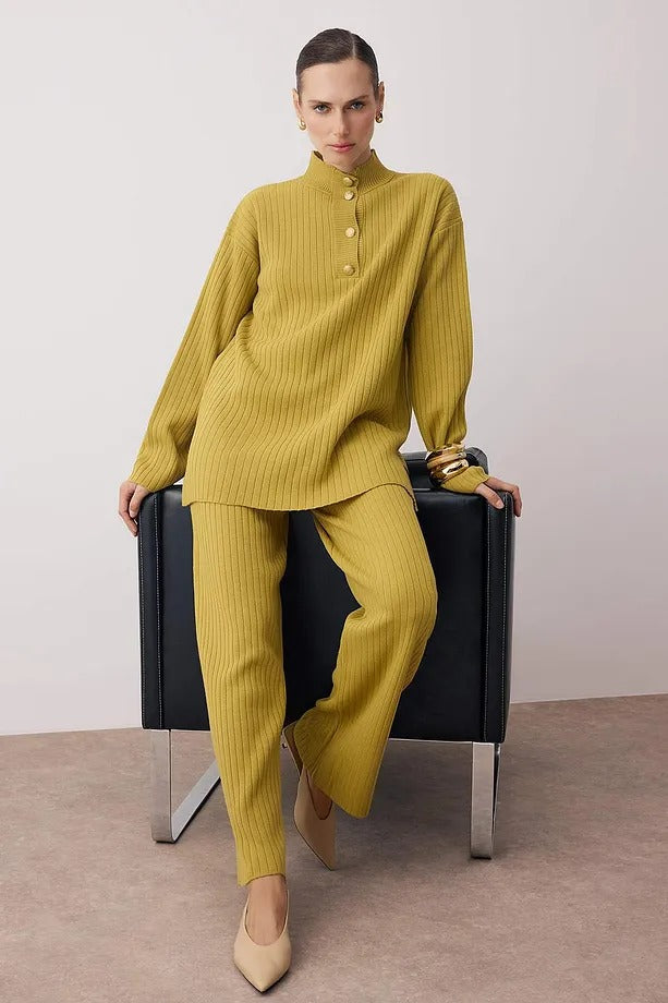 Olive Green Gold-Button Knit Top & Pants Two-Piece Set