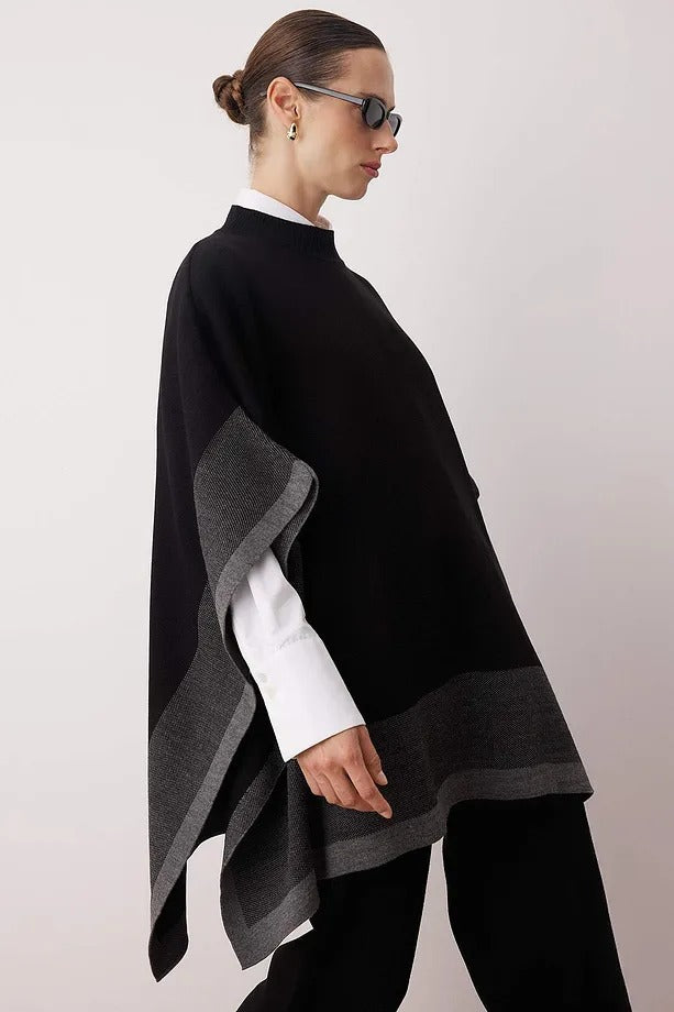 Black Color-Block Knit Poncho & Pants Two-Piece Set