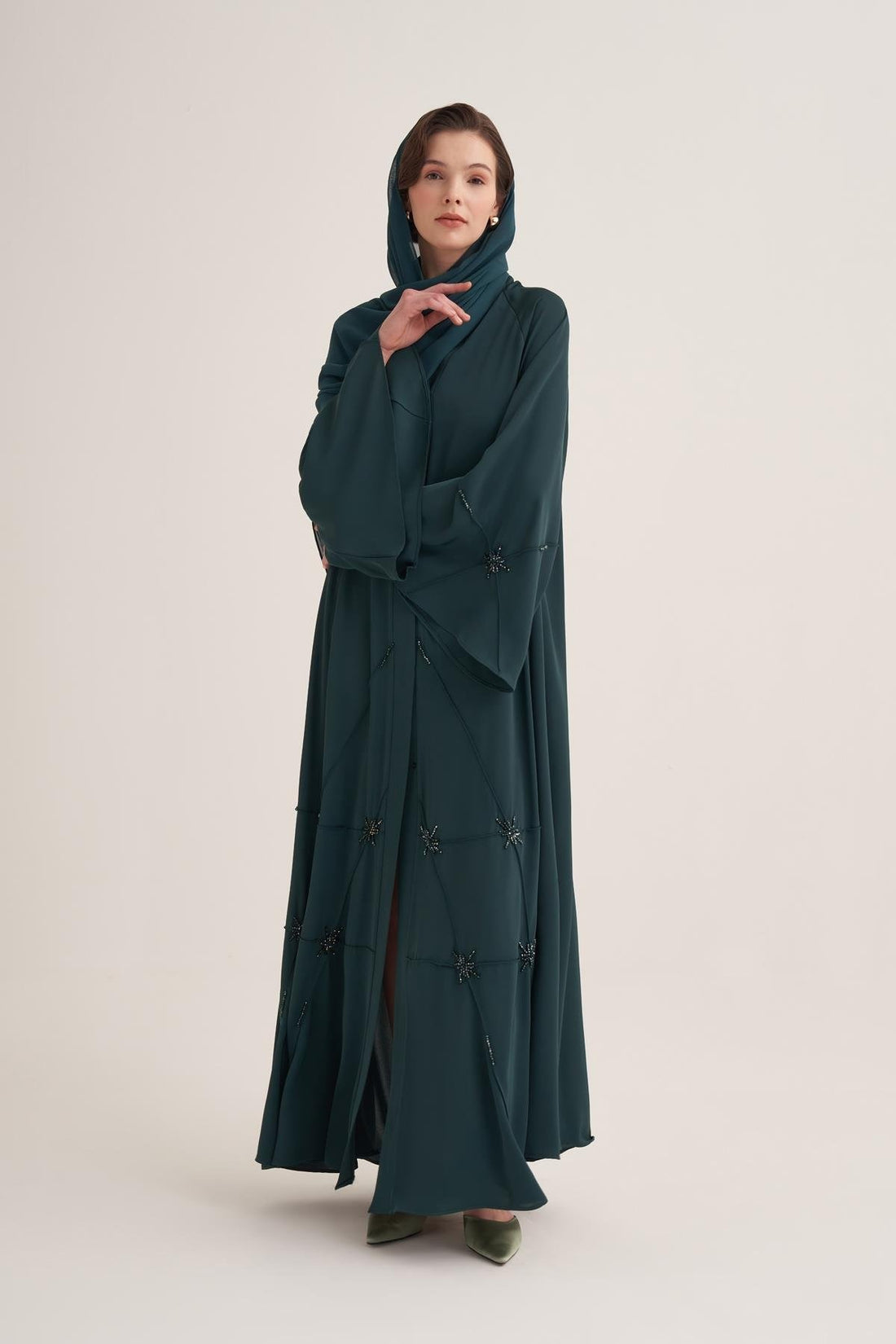 Eşarp Detaylı Klasik Taş İşlemeli Yeşil Abaya