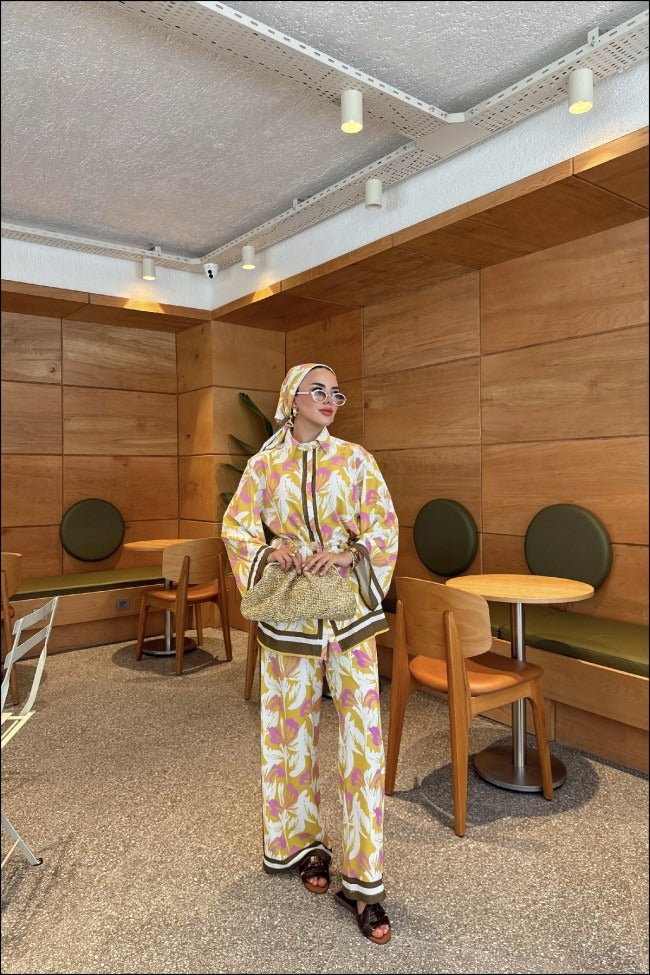 Como Chic Three-Piece Outfit Set