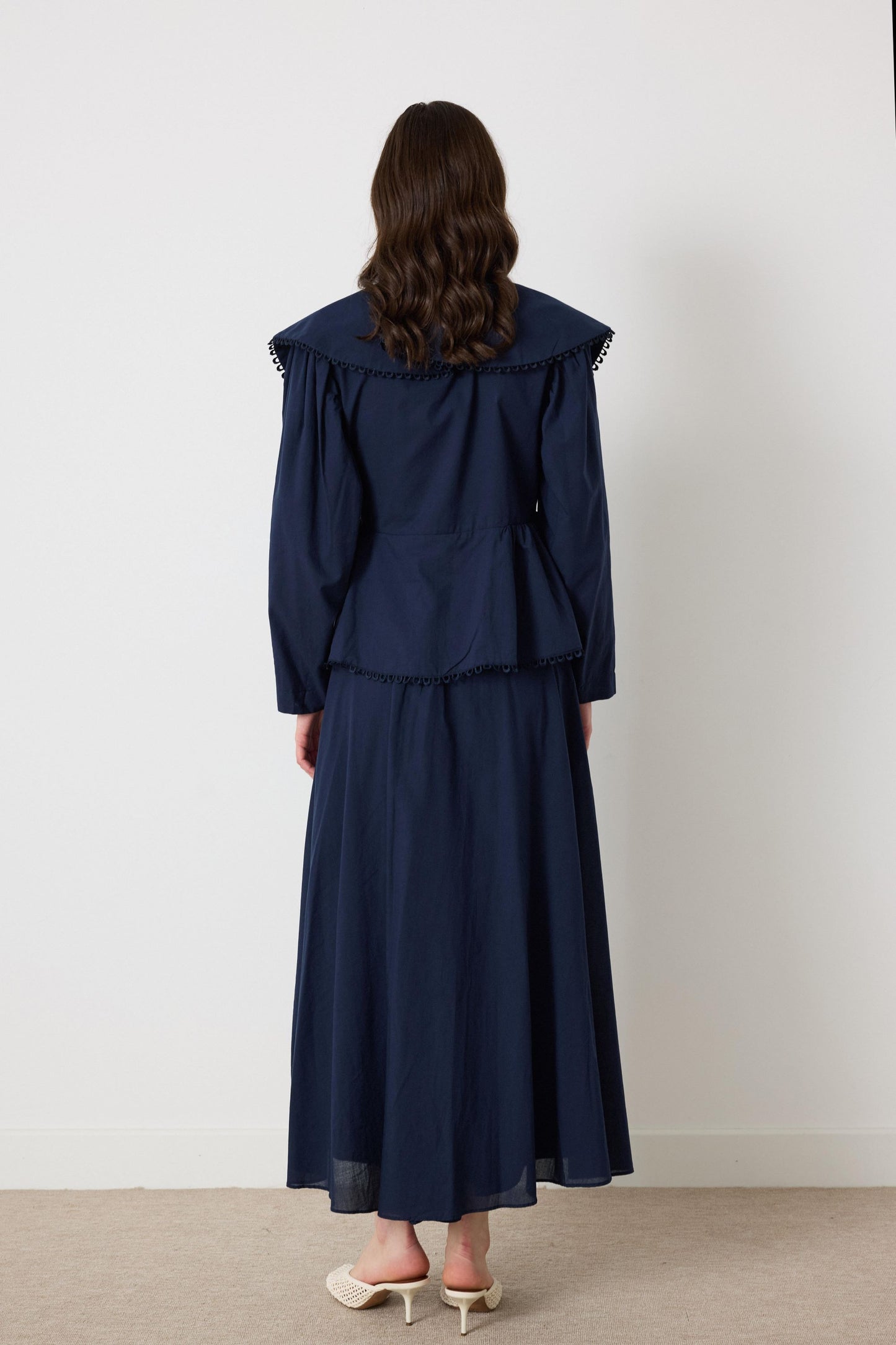 Cotton Linen-Blend 2-Piece Lace Detailed Front-Tie Skirt Set in Navy Blue