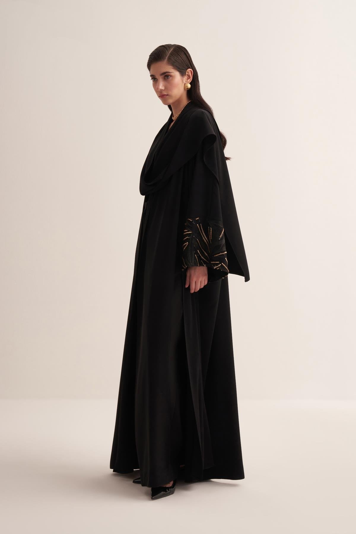 Black Neck Detailed Sequin Sleeve Abaya - sonafey