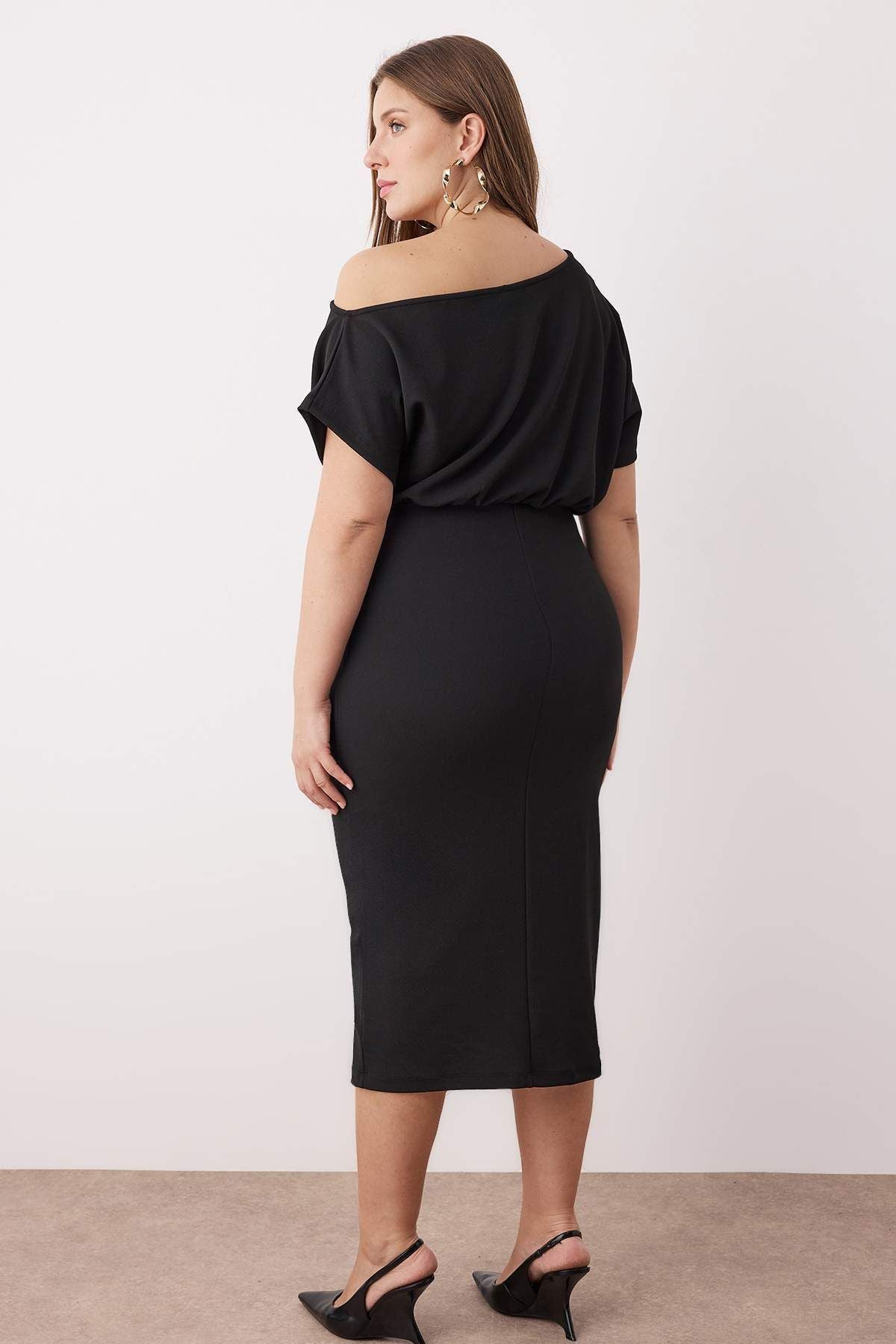 Curve Black Asymmetric Neck Slit Crepe Knit Plus Size Dress
