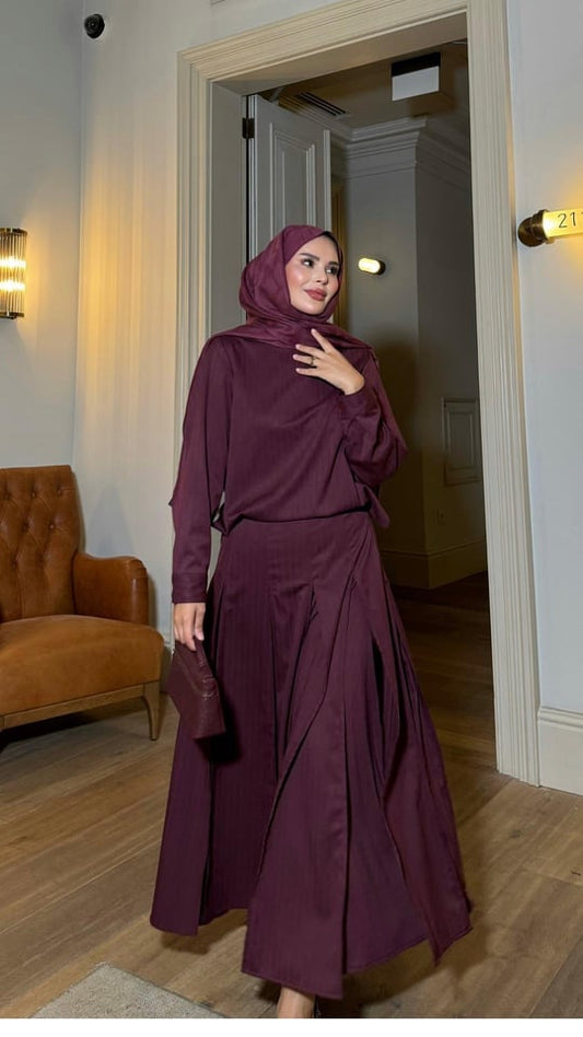 Striped Aristo Skirted Set – Burgundy