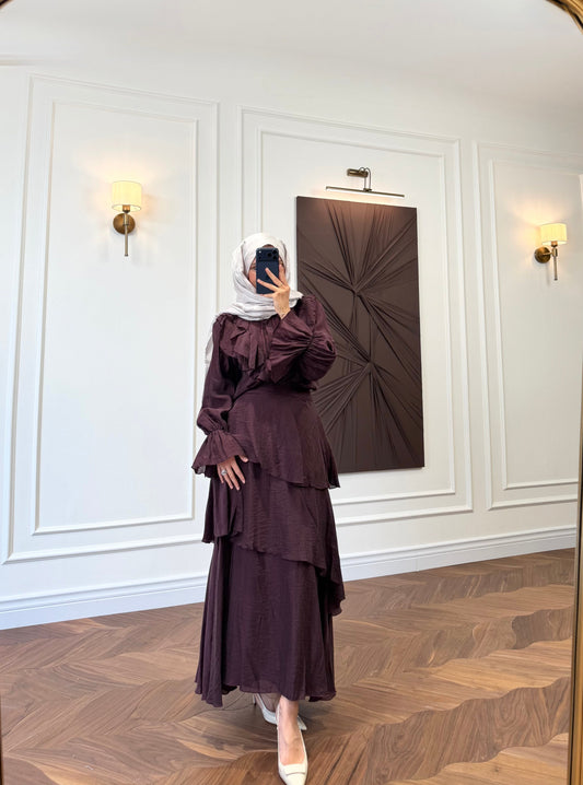 Ruffle Detail Two-Piece Co-ord Set – Burgundy