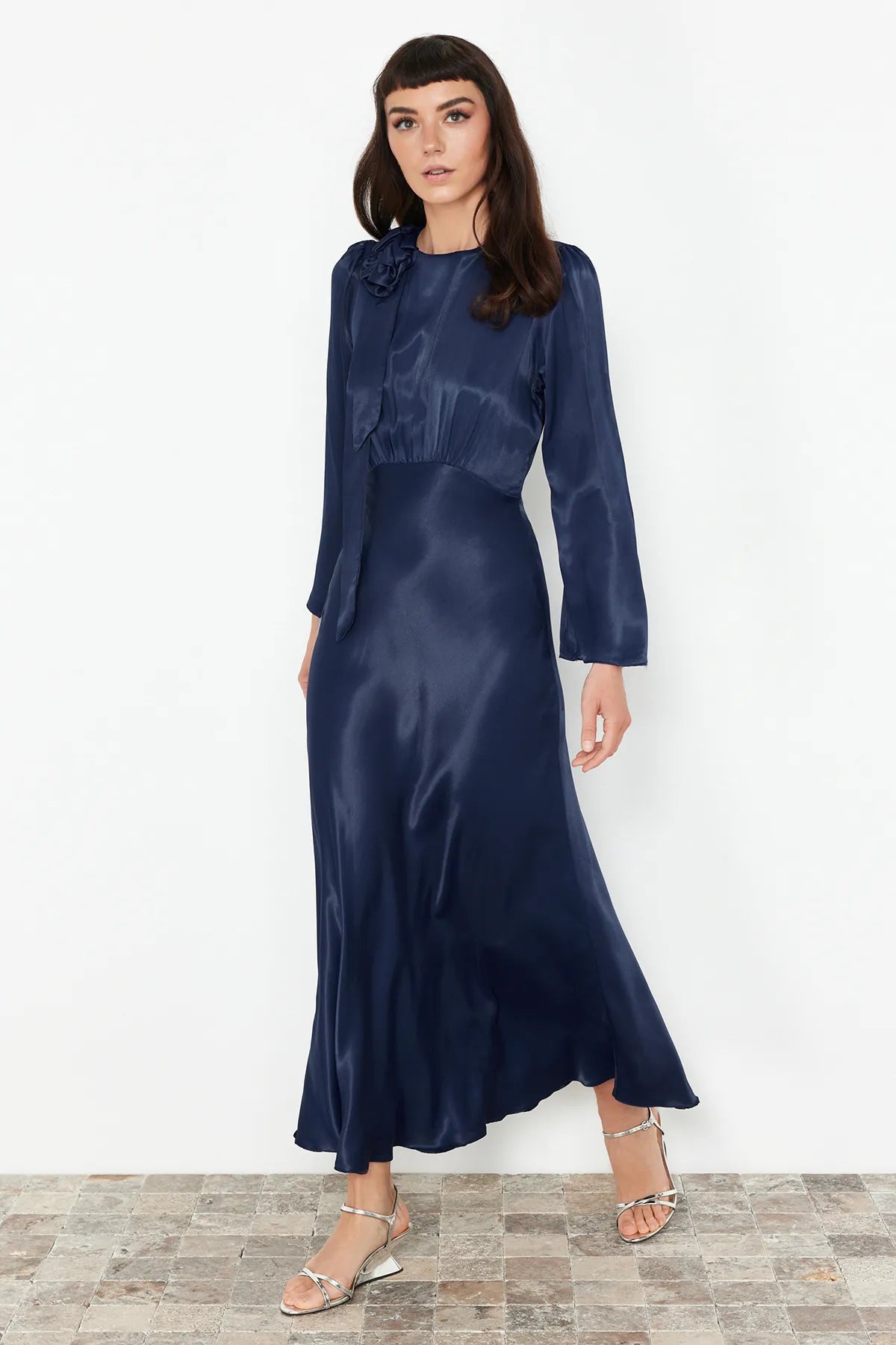 Dark Royal Blue Rose-Detail Satin Evening Dress