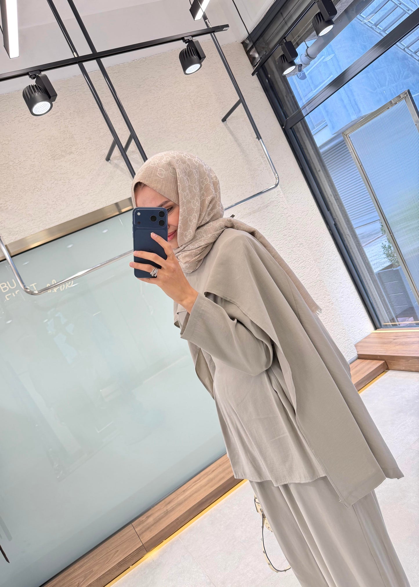 Vanilla Cape Set – Stone