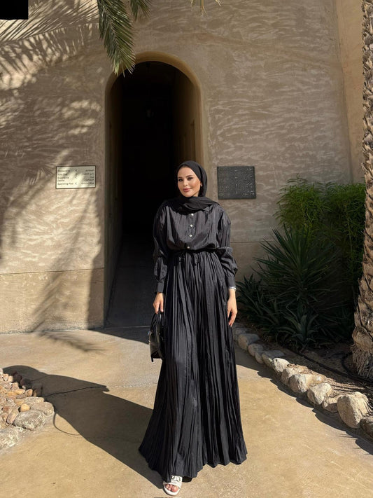 Wrinkle-Effect Cotton Poplin Maxi Dress – Black