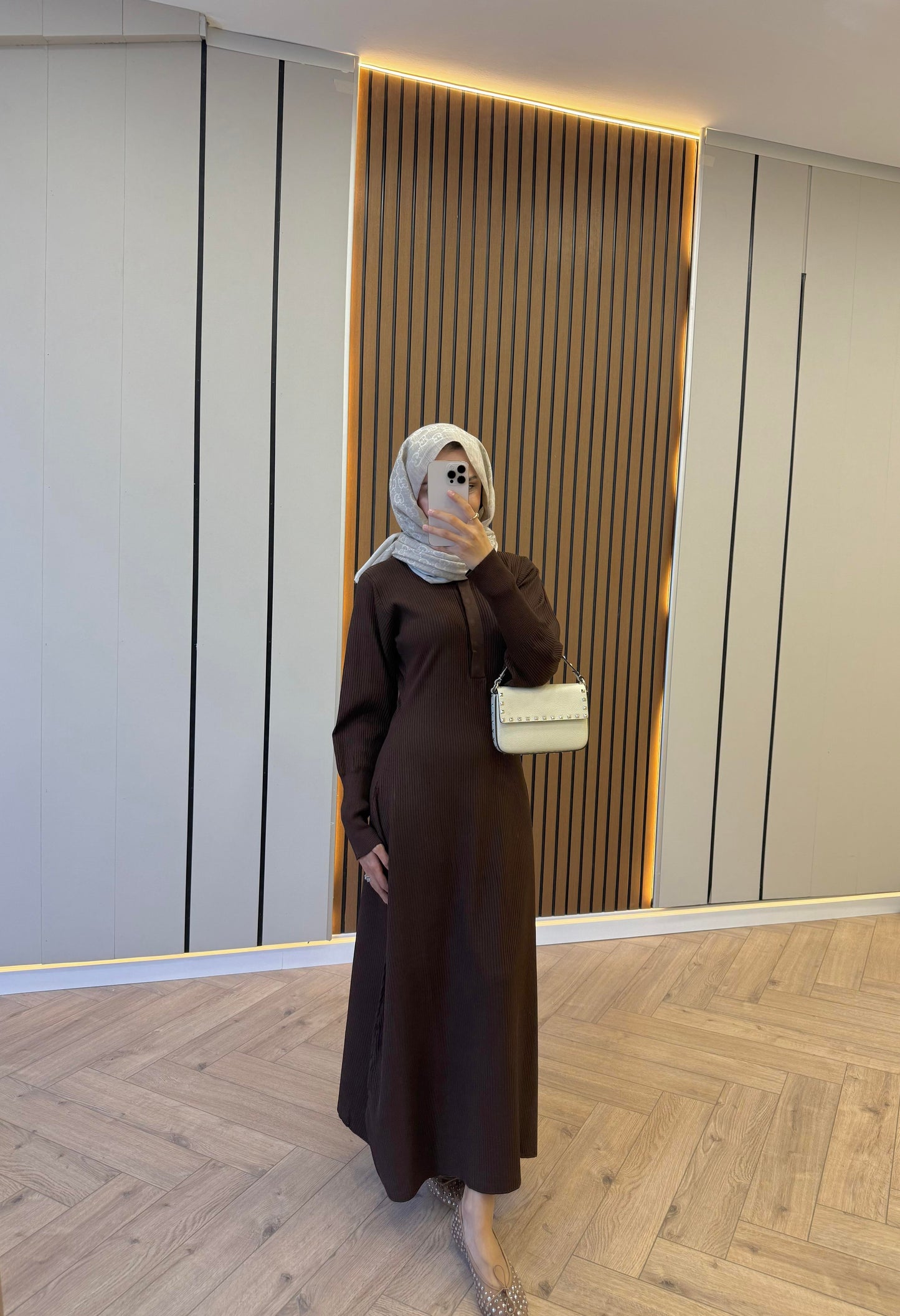 Vertical Stripe Knit Dress – Brown