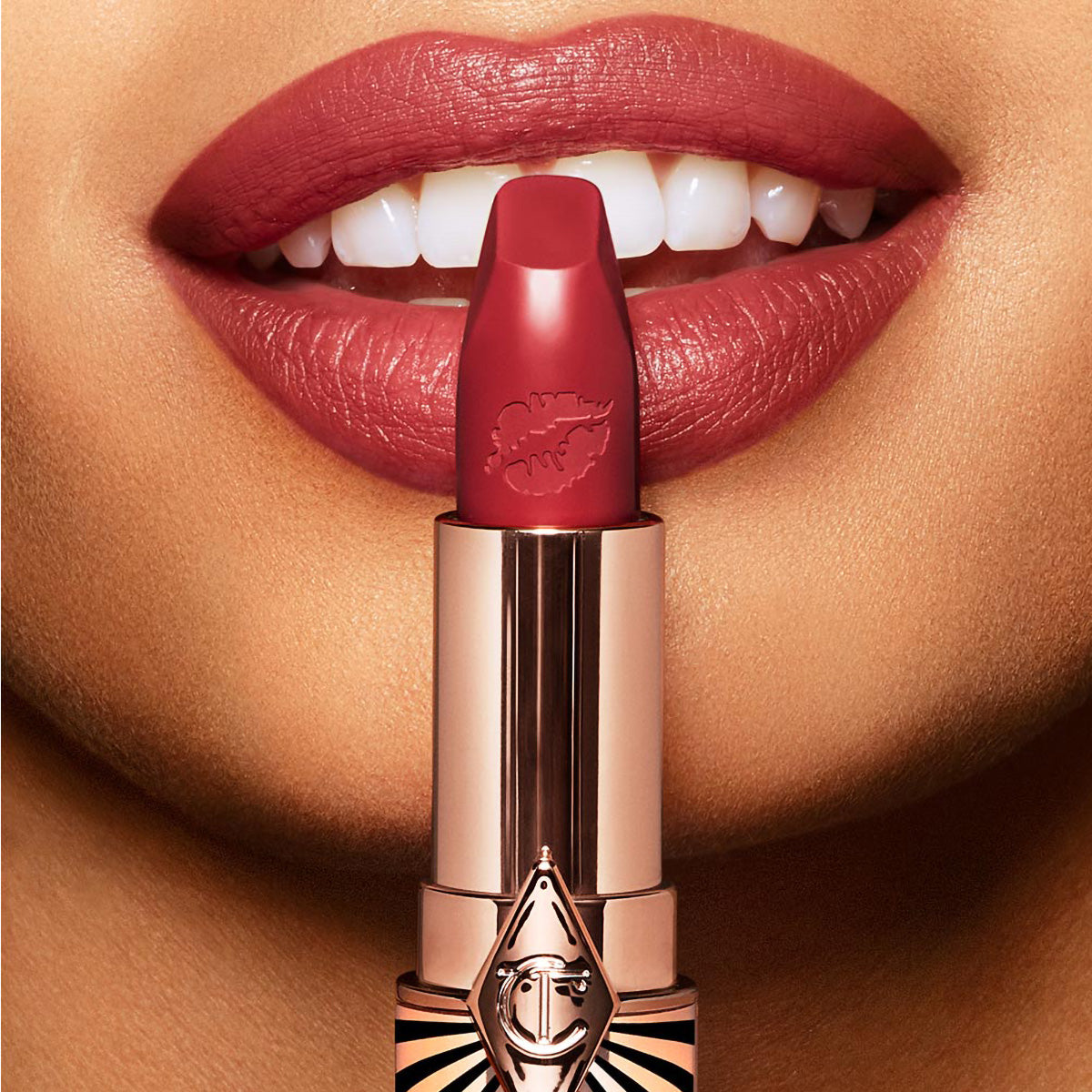 Charlotte Tilbury Ruj  Hot Lips 2 Viva La Vergara Limited Edition