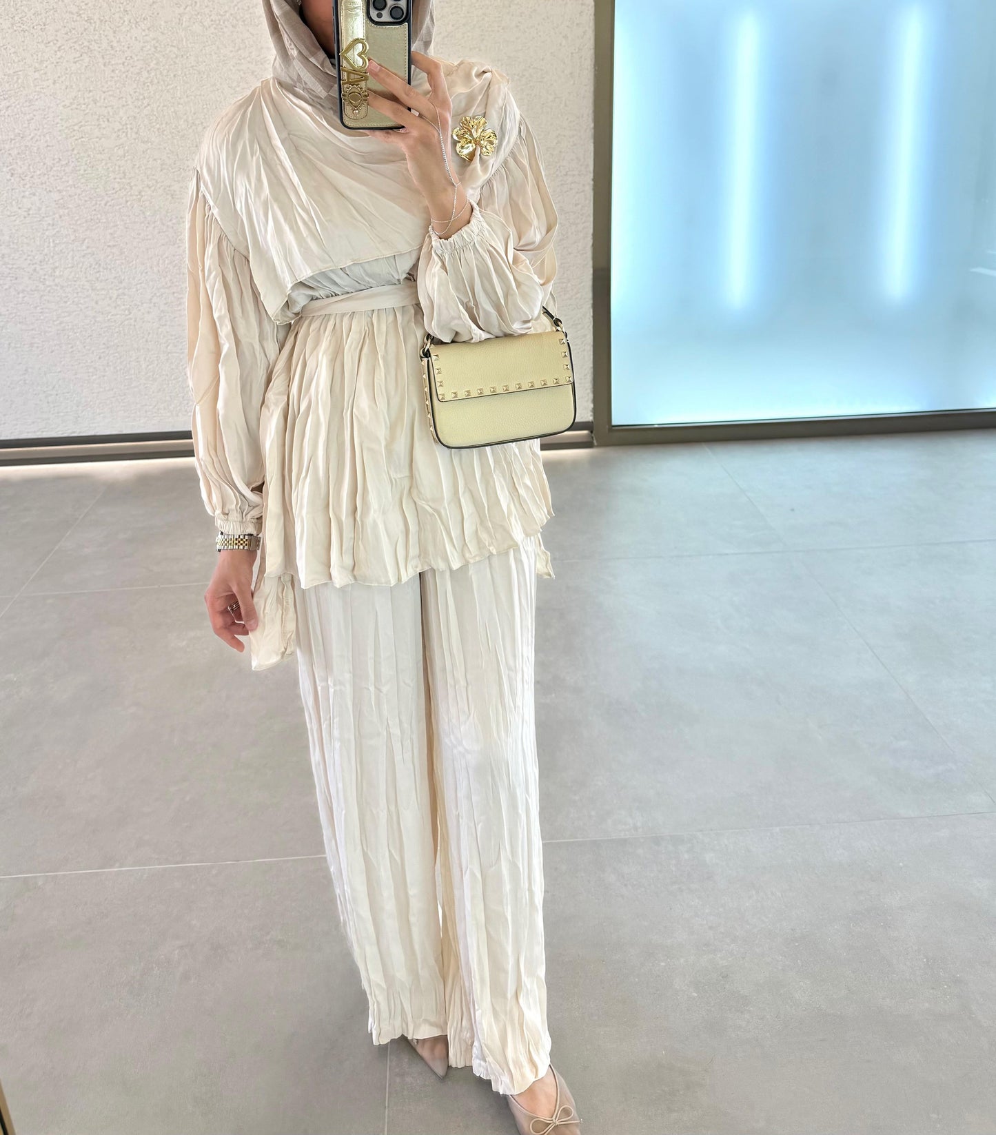 Crinkled Satin Silk Shawl Collar Set in Cream
