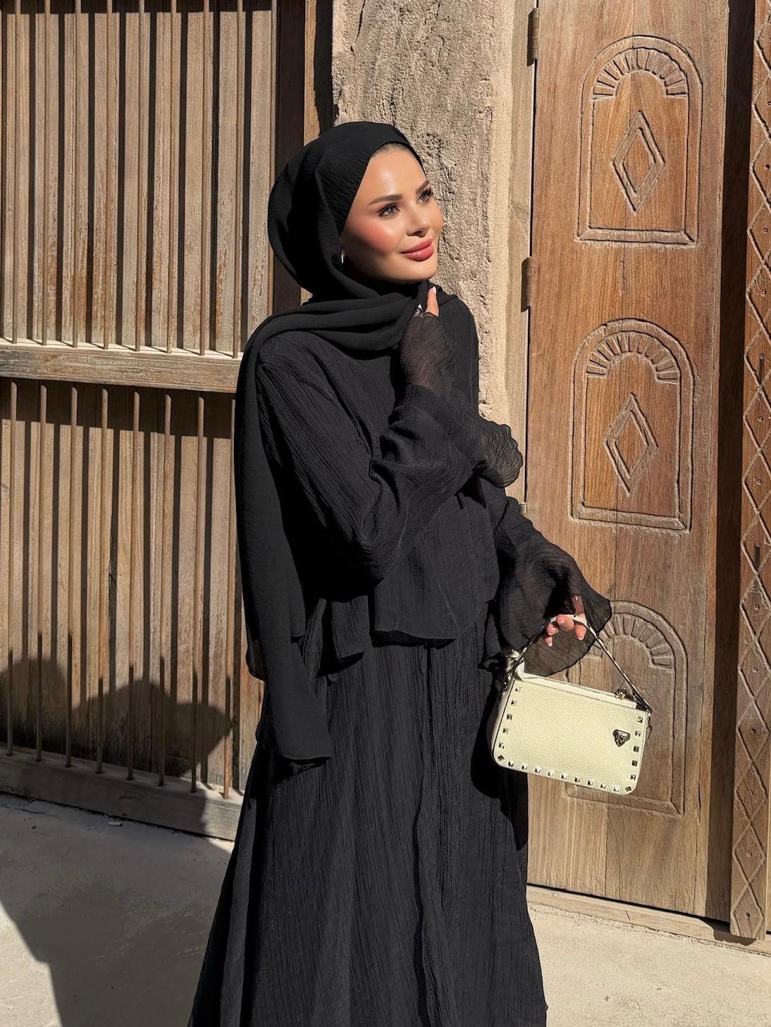 Aurora Flowy Skirt Set – Black