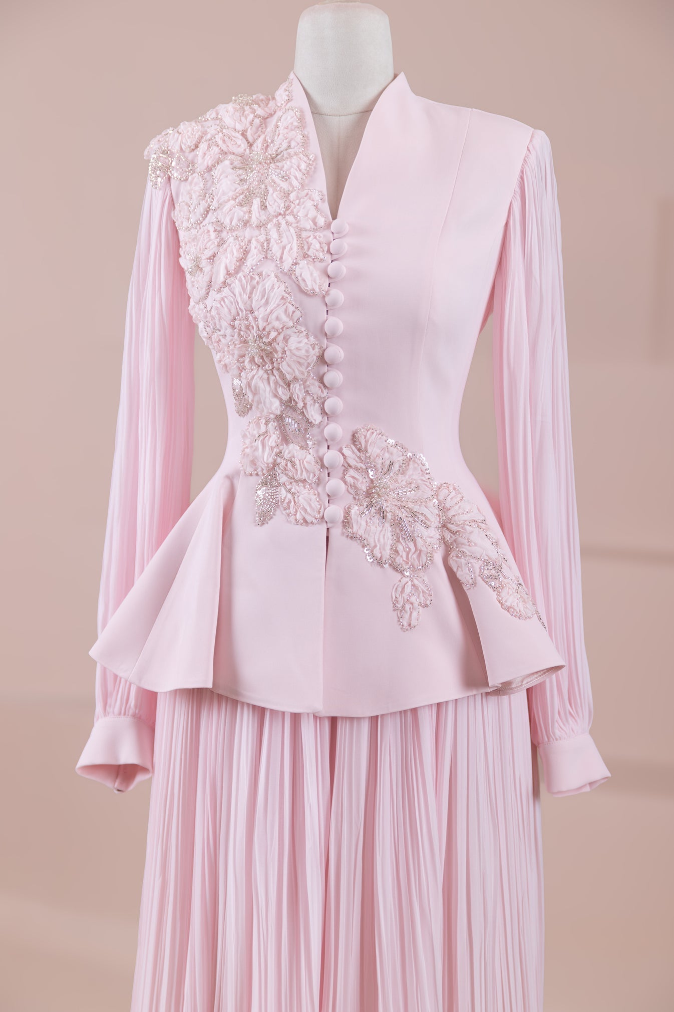 Limited Collection Peplum Jacket & Pleated Maxi Skirt Set – 3D Floral Embroidered Evening Ensemble