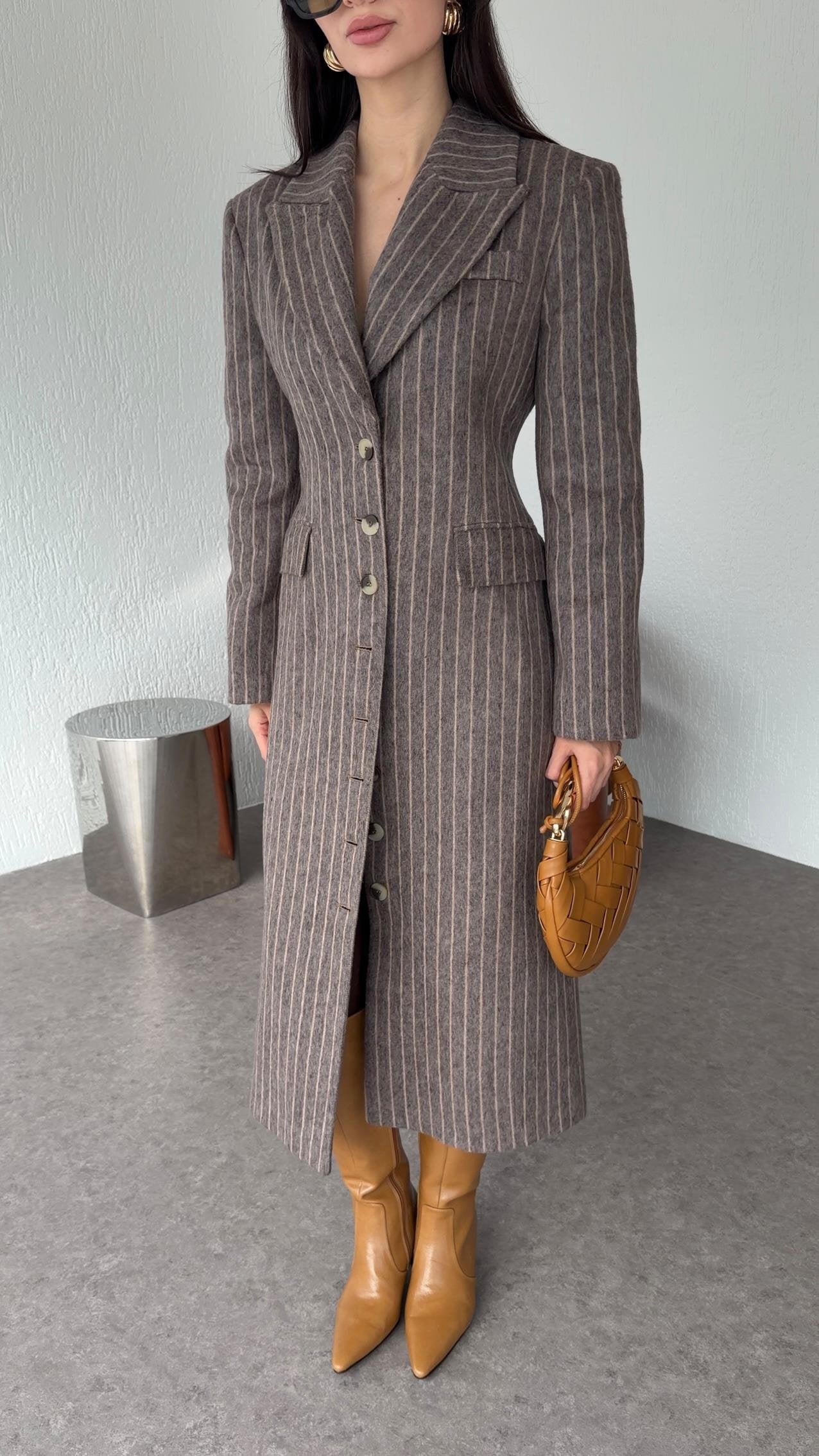 Premium Tailored Brown Wool-Blend Coat