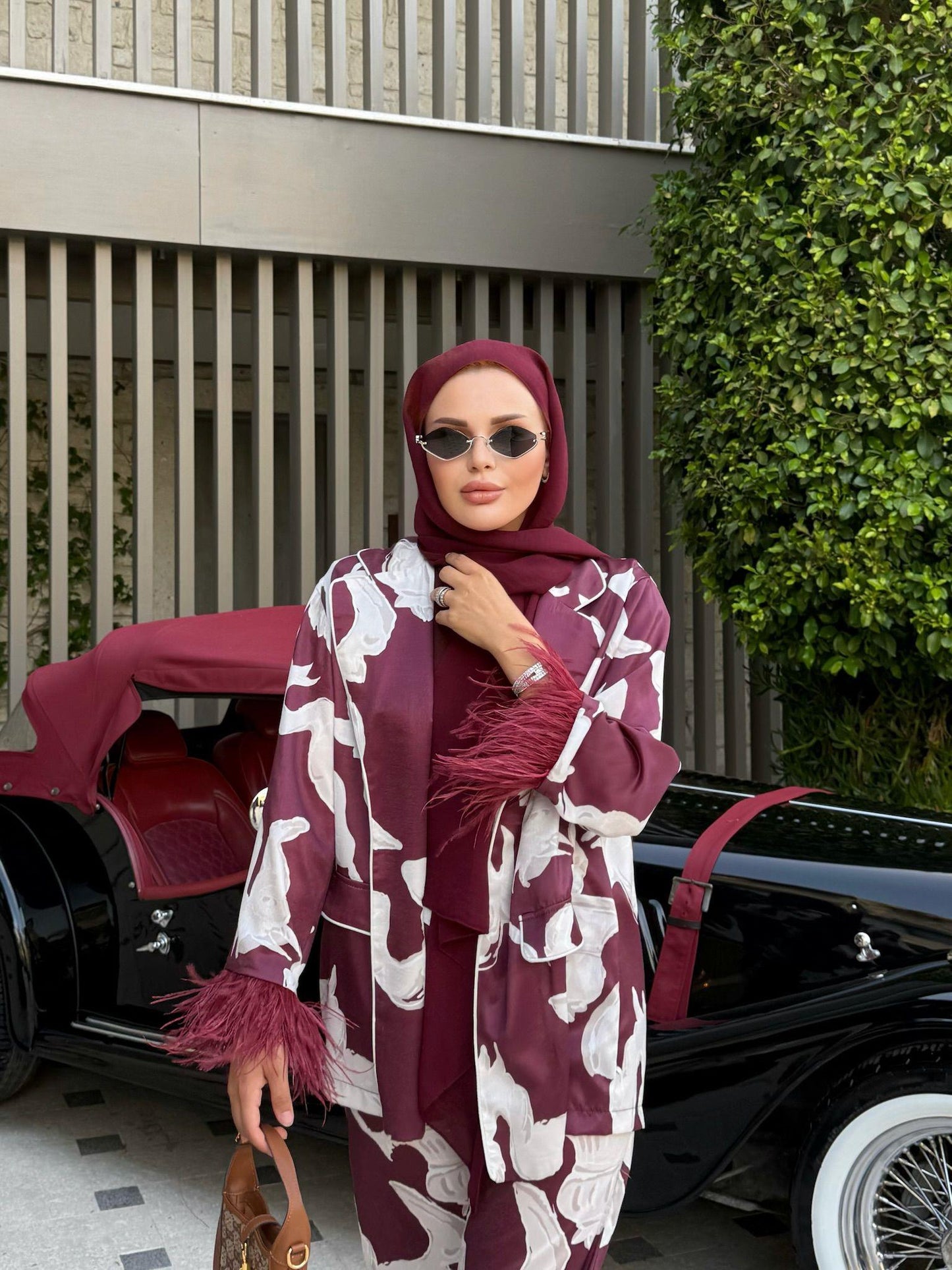 Feather-Trimmed Blazer & Pants Set – Burgundy