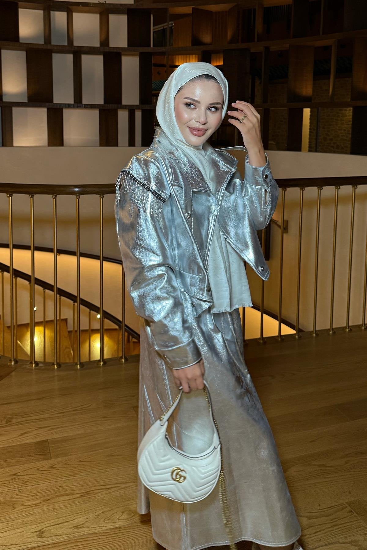 Silver Set with Metallic Skirt and Shoulder Stone Details