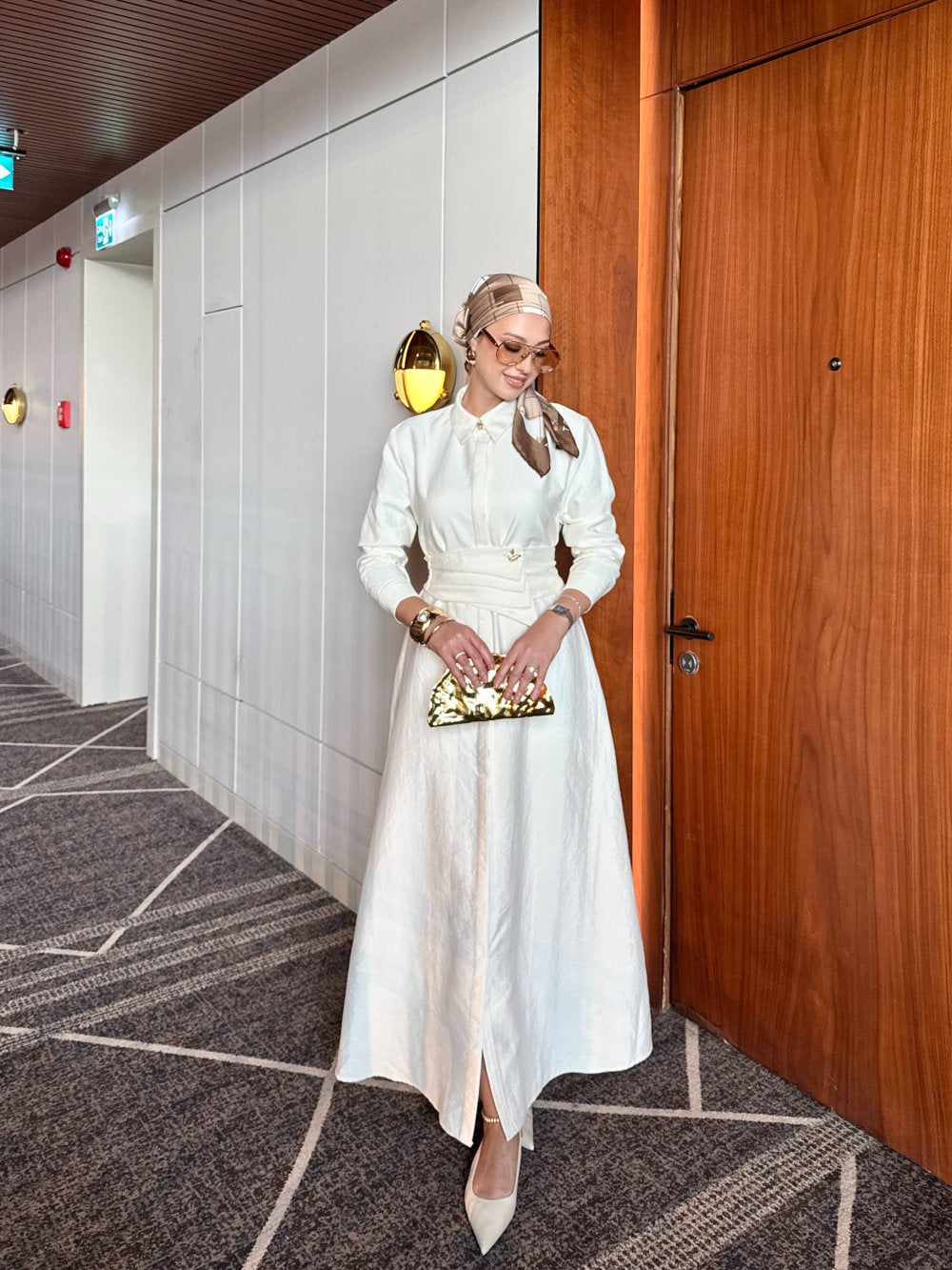 Buckle Detailed Chic Dress Beige