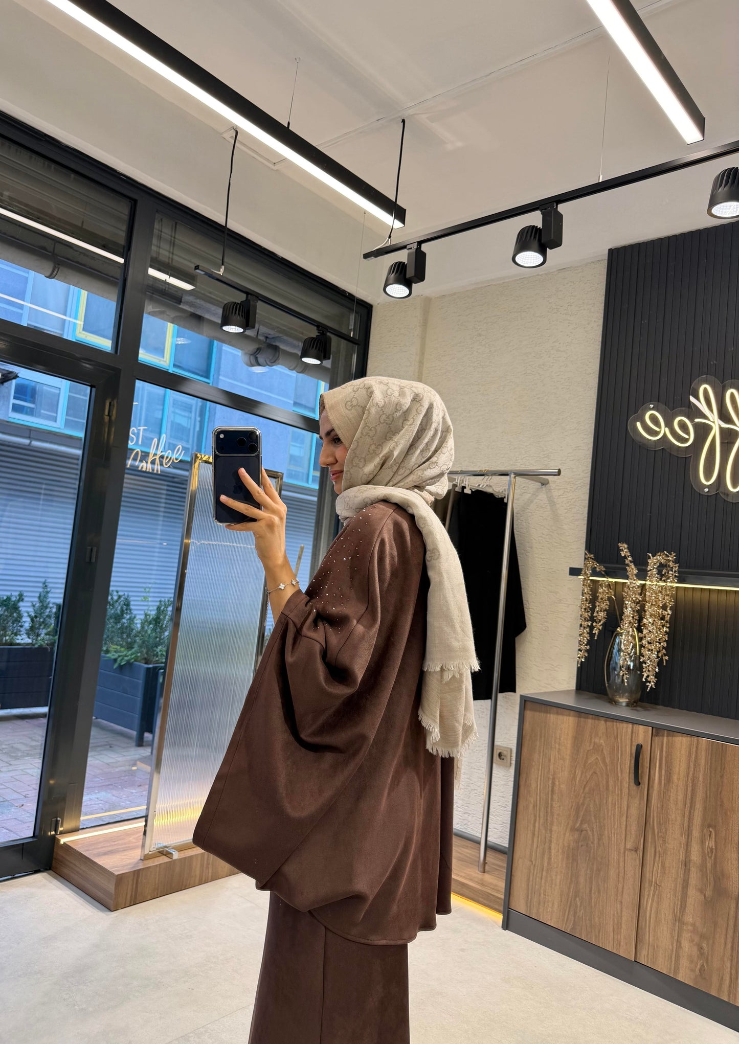 Sandy Luxe Belted Two-Piece Set – Brown