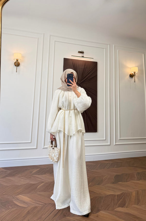 Off white Textured Co-ord Set – Balloon Sleeve Shirt & Wide-Leg Trousers
