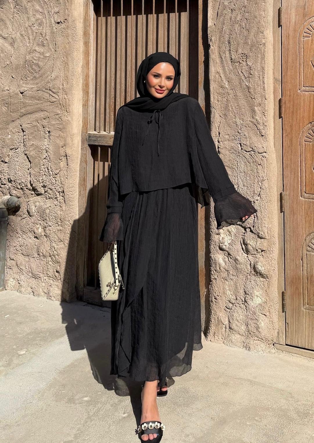 Aurora Flowy Skirt Set – Black